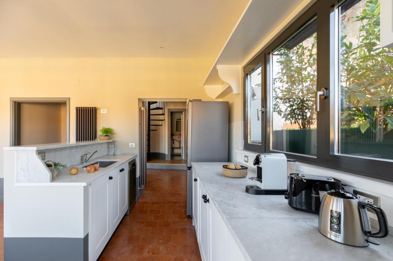 Appartement Iflat Magical Flat By The Tiber à Rome Extérieur photo